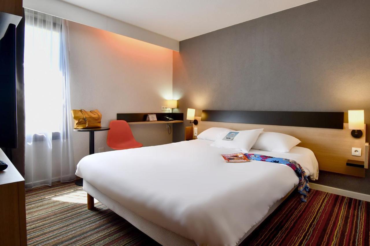 Kyriad Tours Sud - Chambray Les Tours Exterior foto